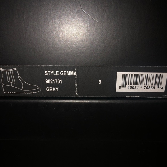 Cecelia New York Gemma Suede Wedge Boots In Gray. NIB. Sz 8.5 & 9 - Picture 9 of 9